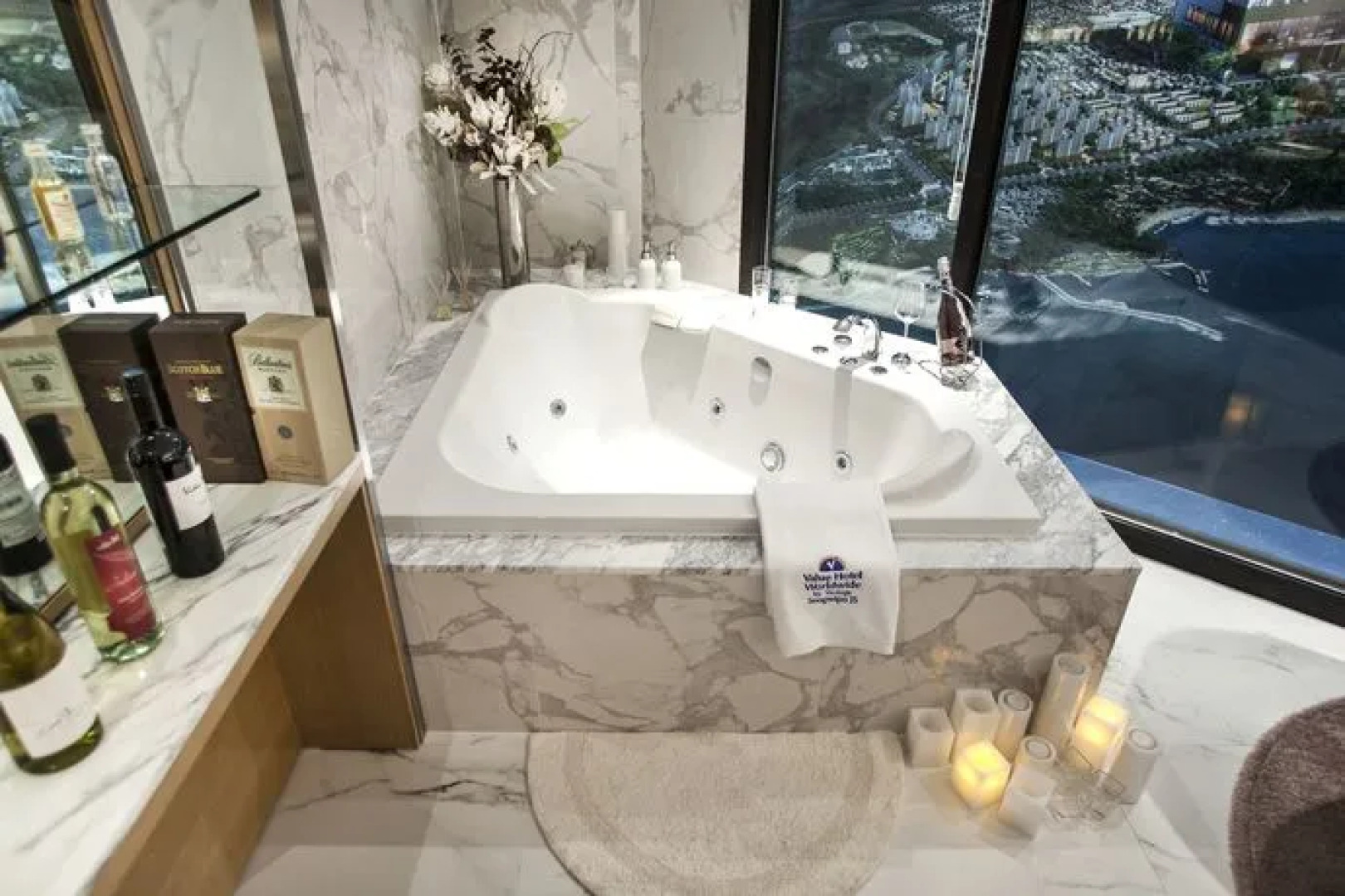 New Hotel Tour Blanche