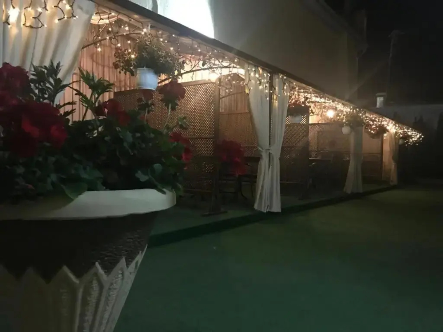 Hotel Mirazh