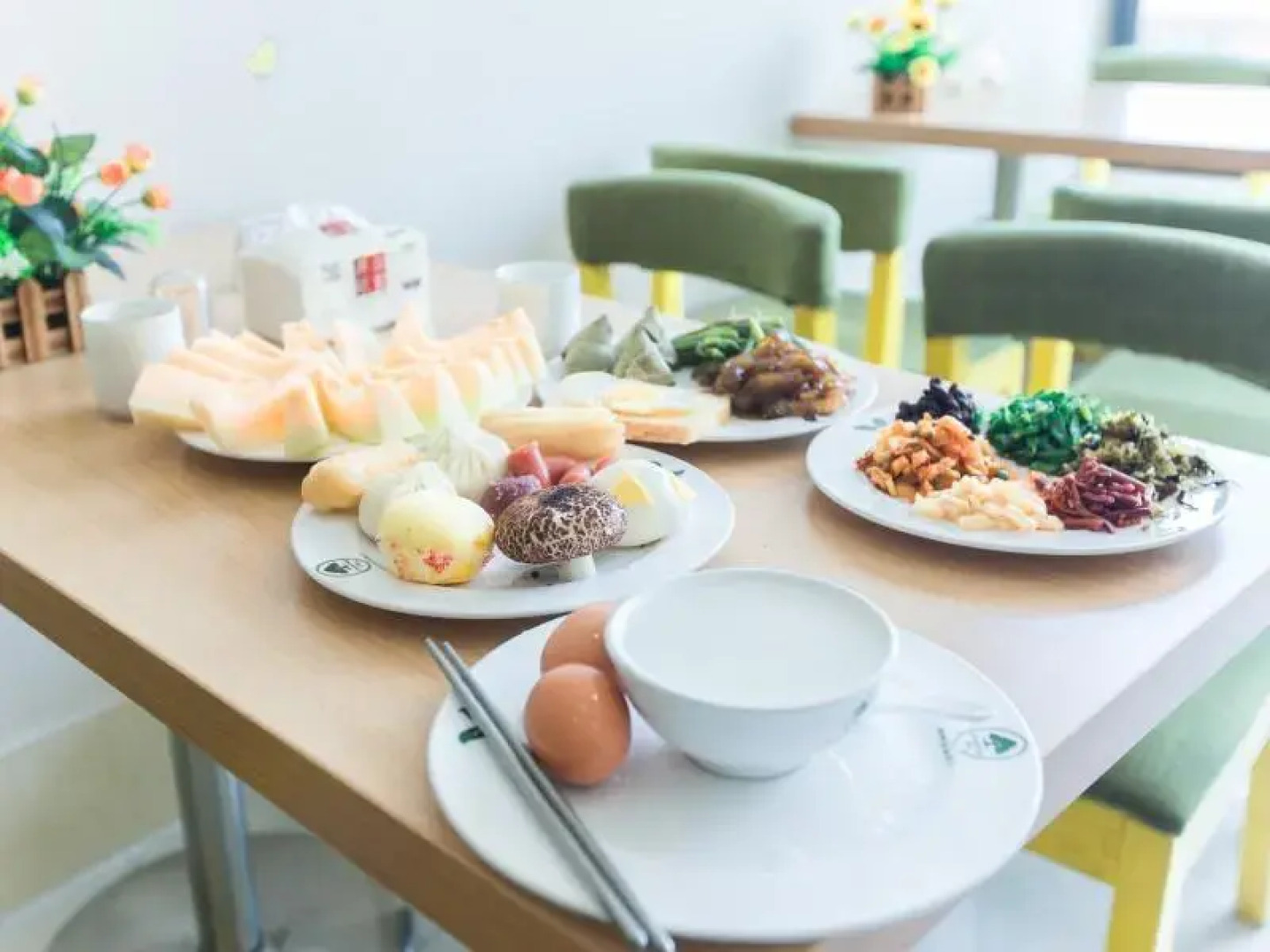 GreenTree Inn Jiangsu Wuxi Huishan High-Speed Rail Qianzhou Chongwen Road Business Hotel