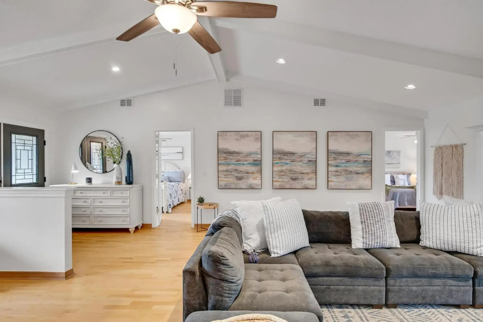 Bahama Haven Saltwater Canal Pool Home w dock and boat lift