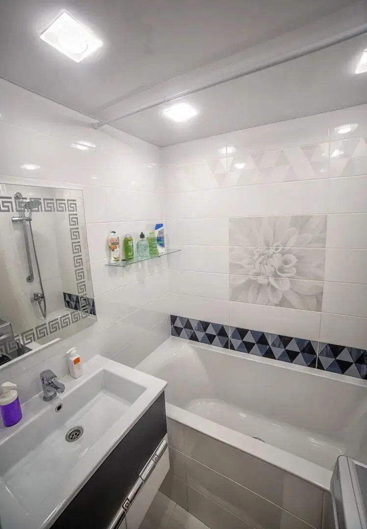 Апартаменты на улице Октябрьской Революции 40