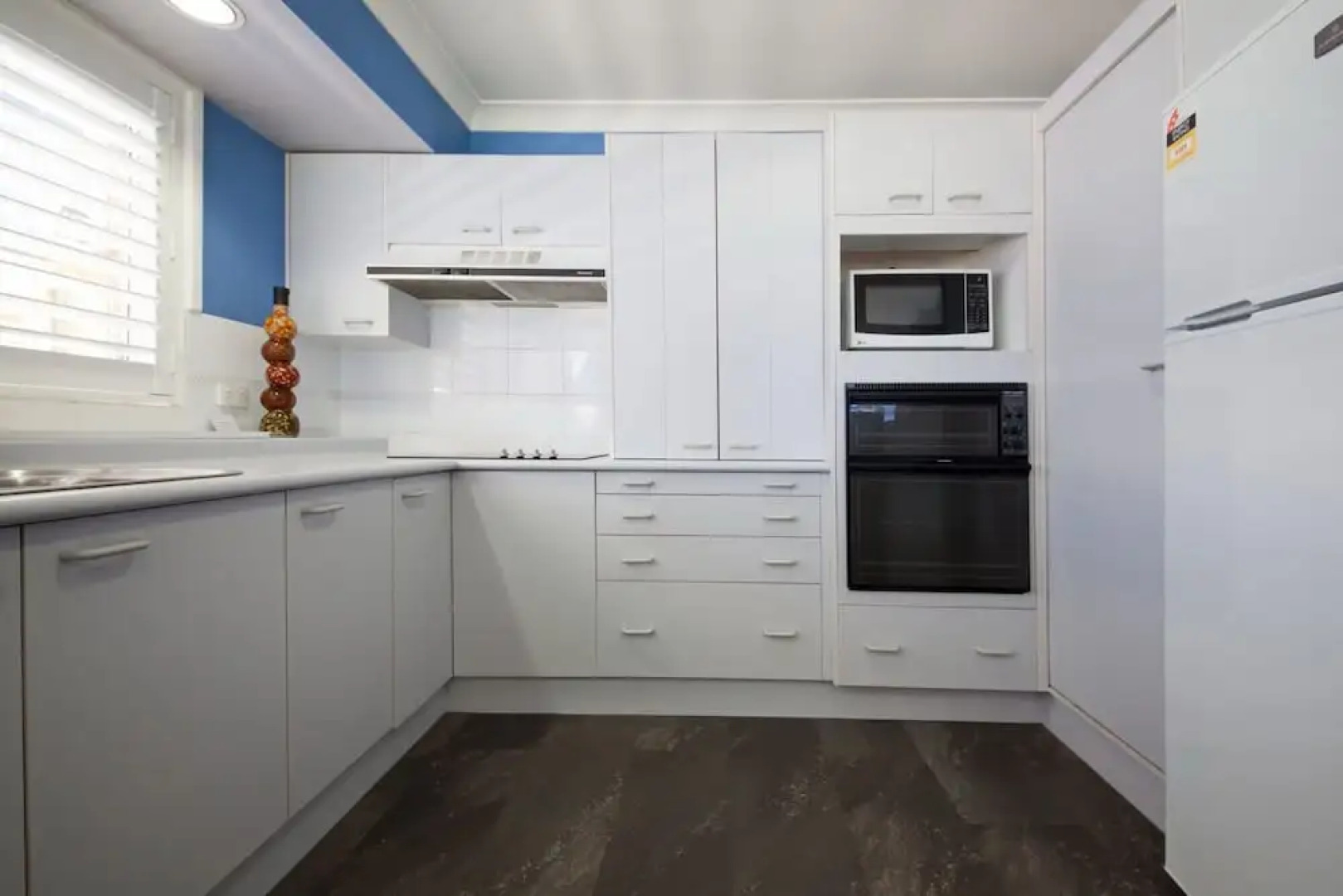 Sandy Point Road, 151