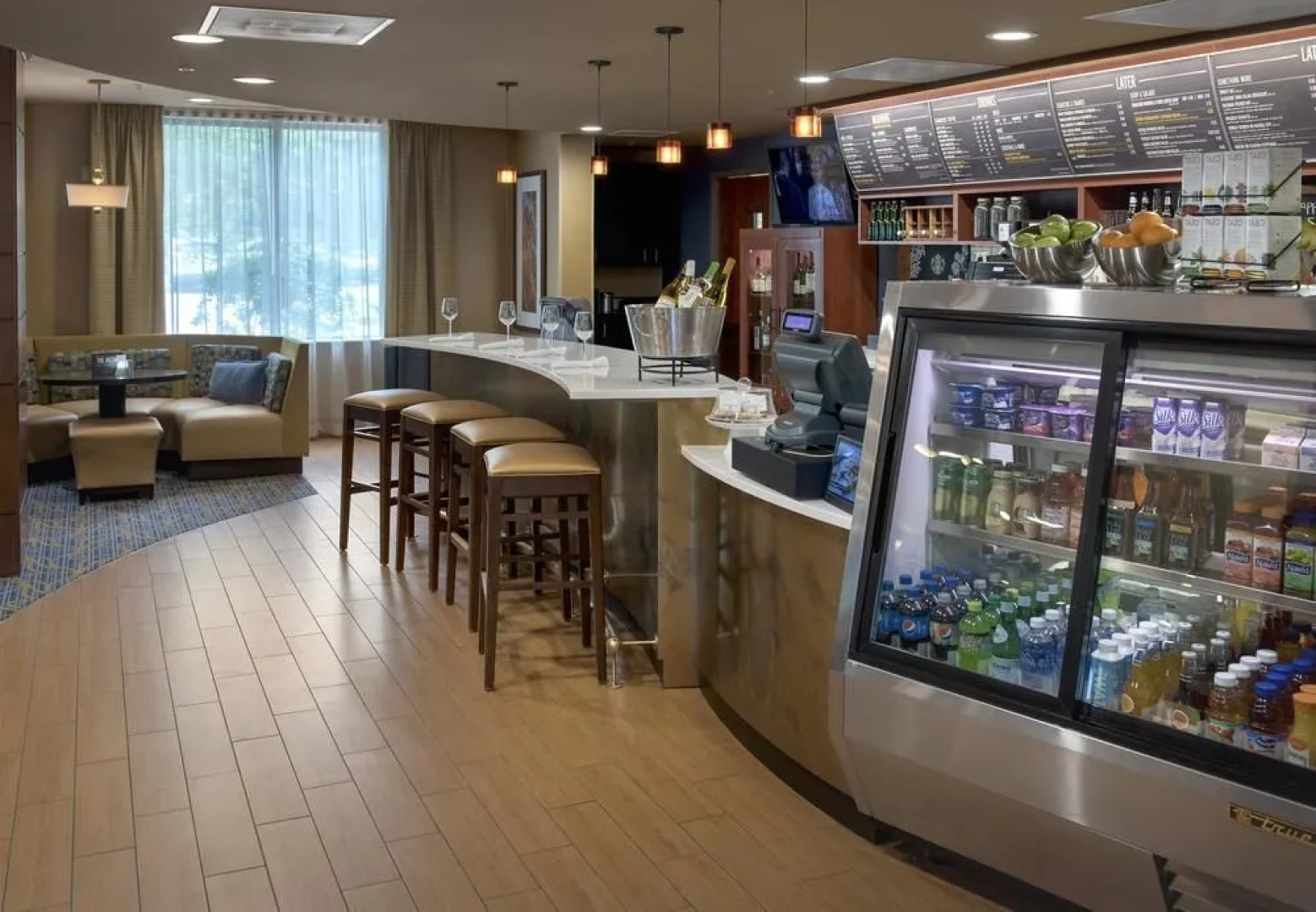 Courtyard Saratoga Springs