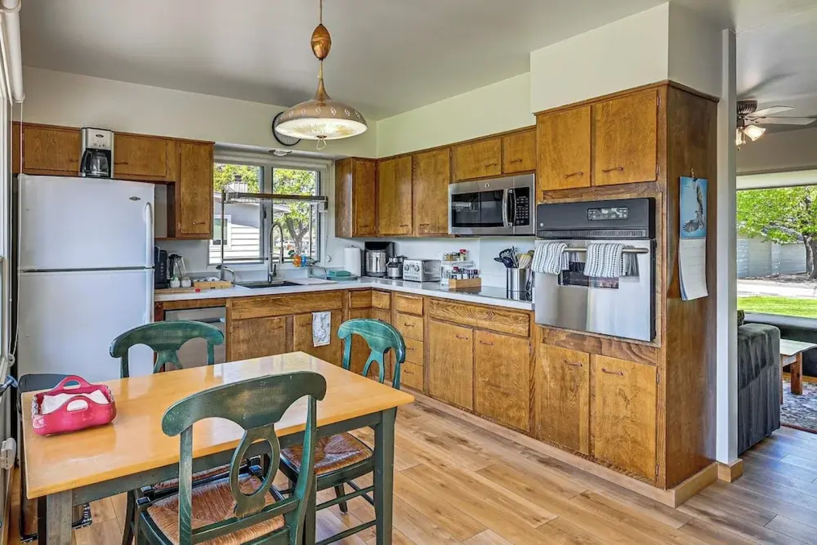 Walk to Flathead Lake: Airy Home w/ Mtn Views!