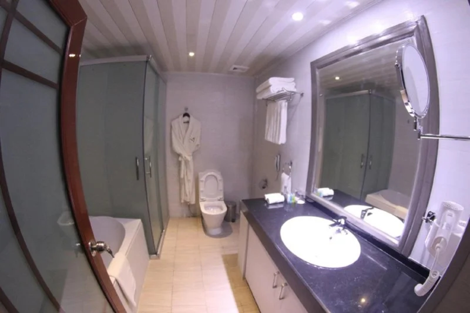 Golden Tulip La Palisse Kigali
