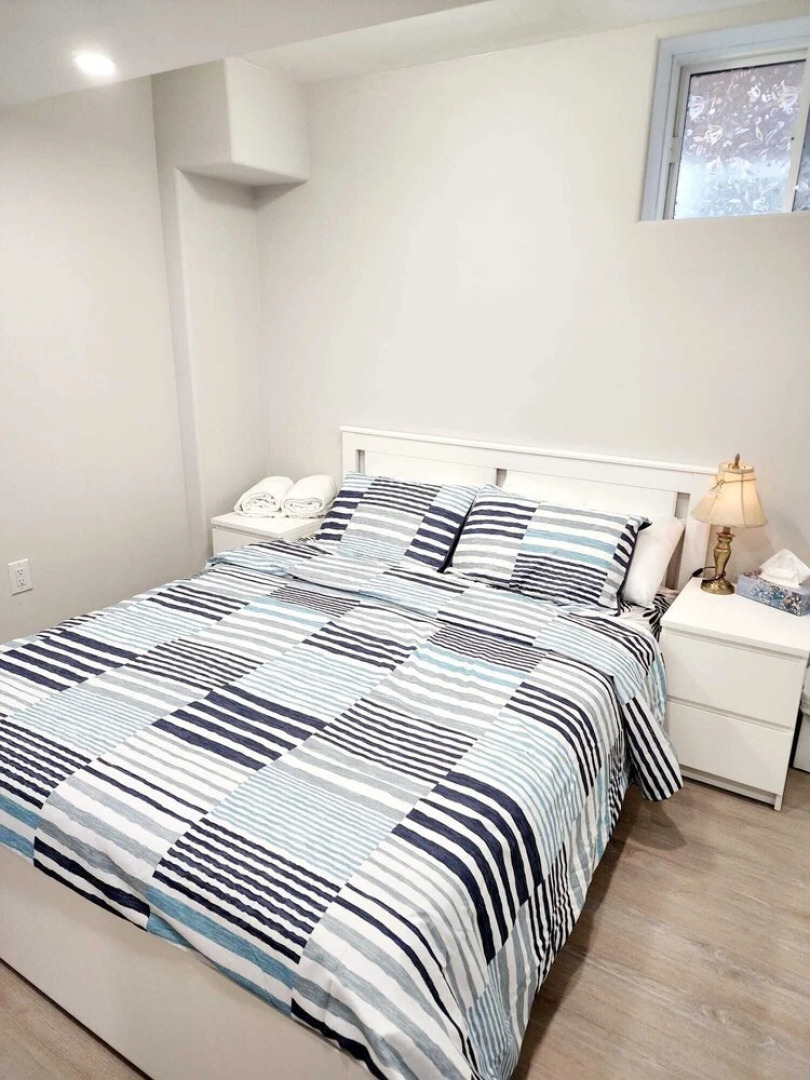 Stunning - Basement Apt in Barrie