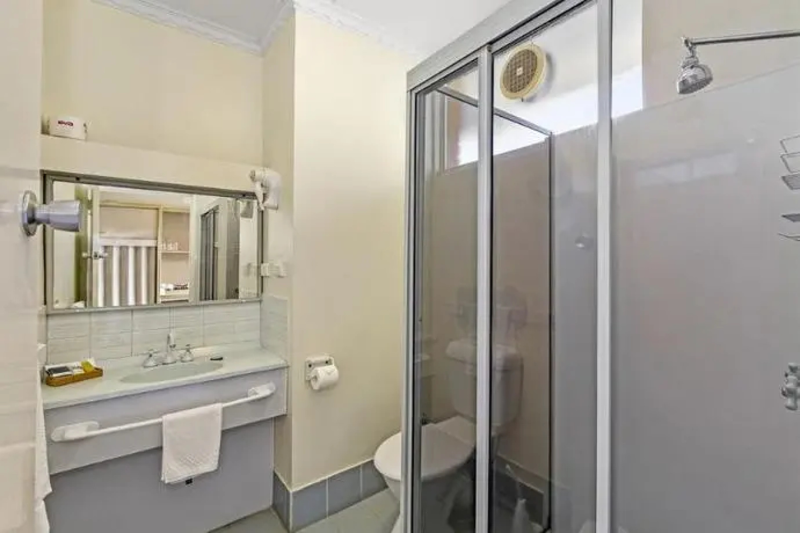 Comfort Inn Moe