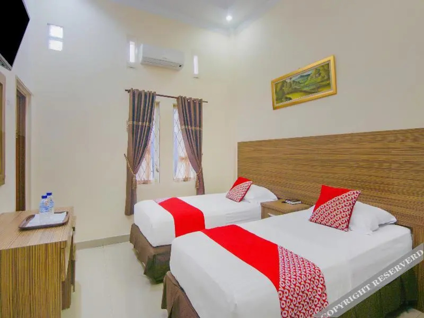 OYO 90327 Hotel Faradisa Syariah