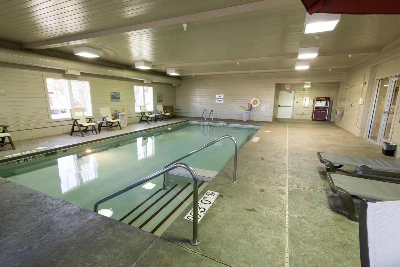 Holiday Inn Express Hotel & Suites Iron Mountain by IHG