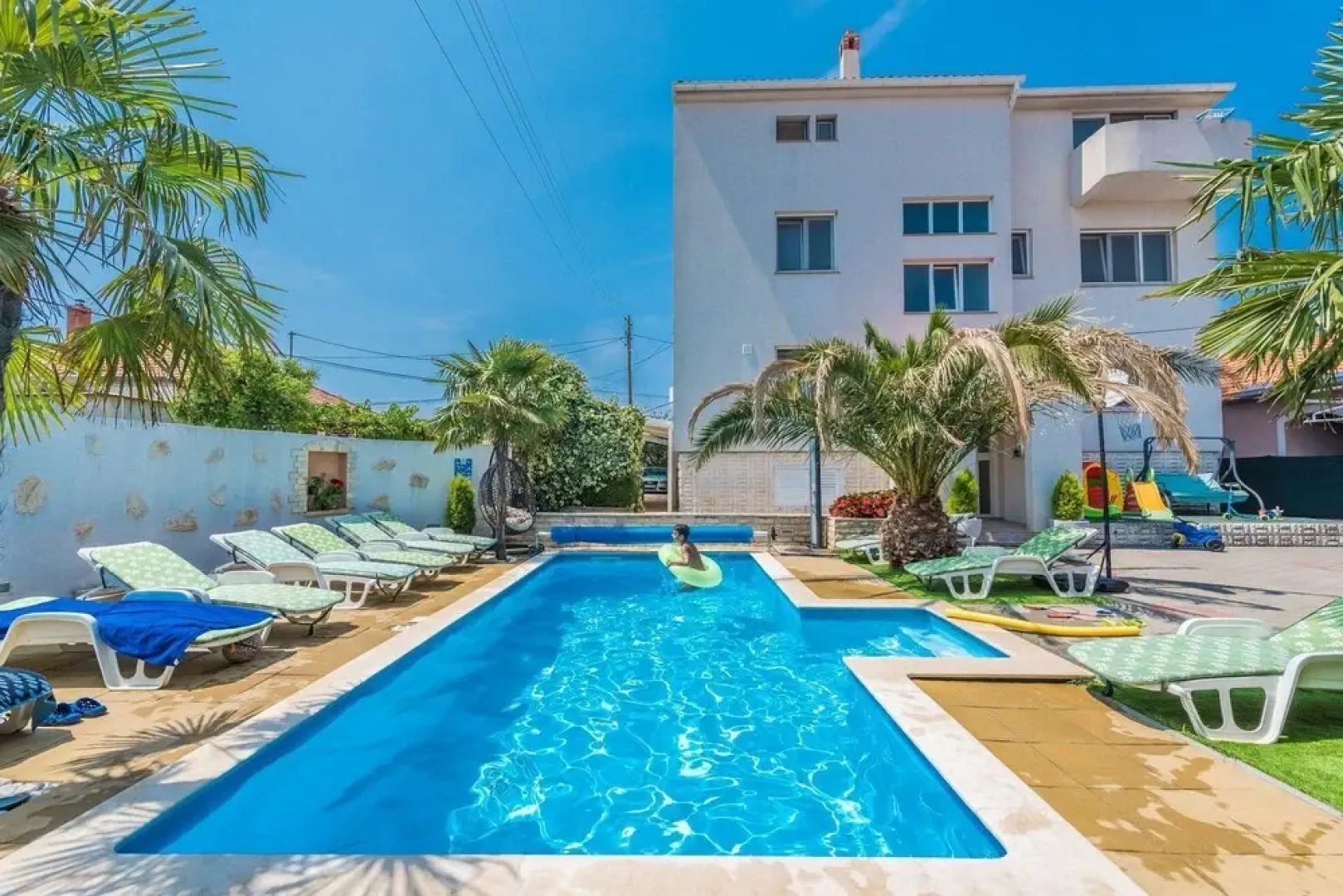 Tomo - Open Pool and Pool for Children - A2