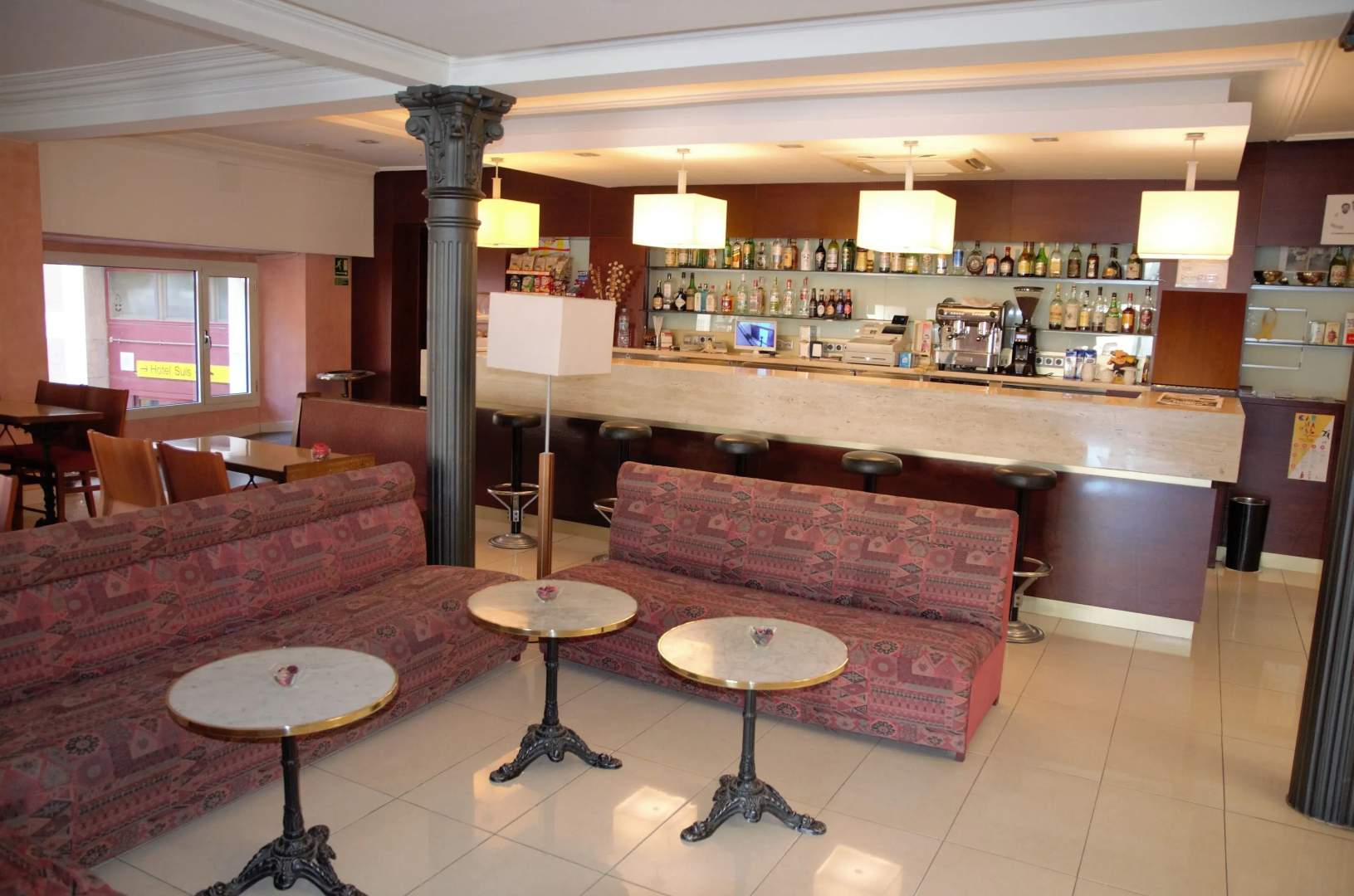 Hotel Suís