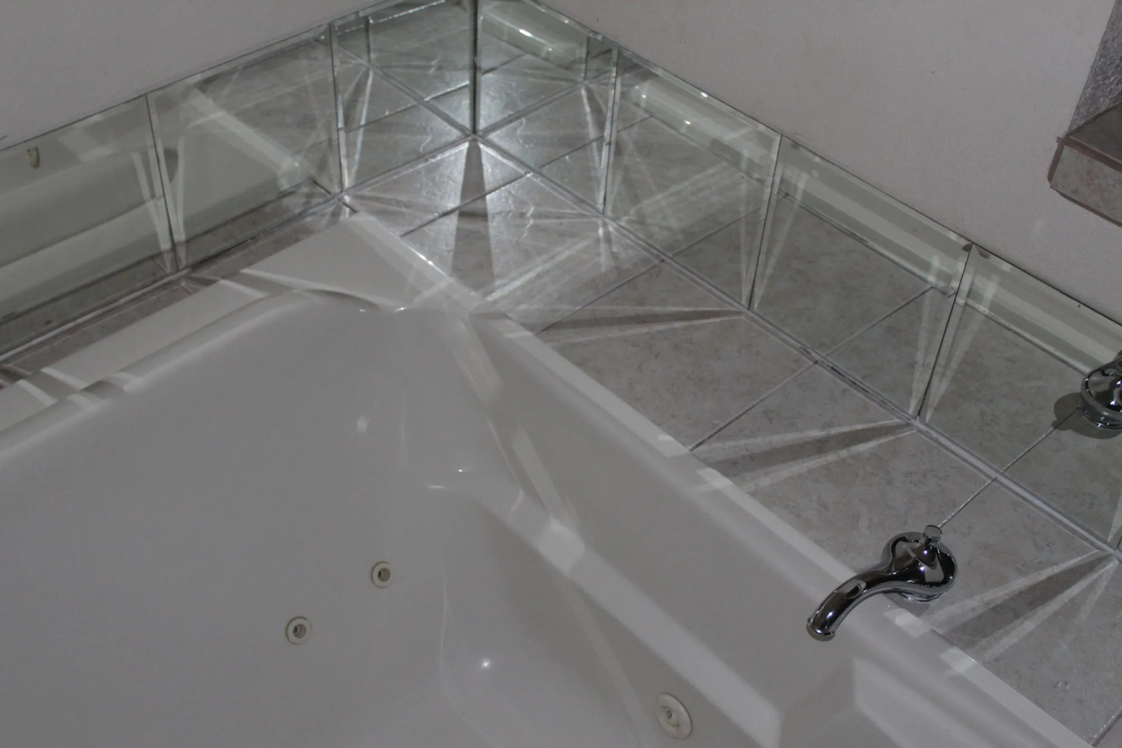 Days Inn by Wyndham Everett