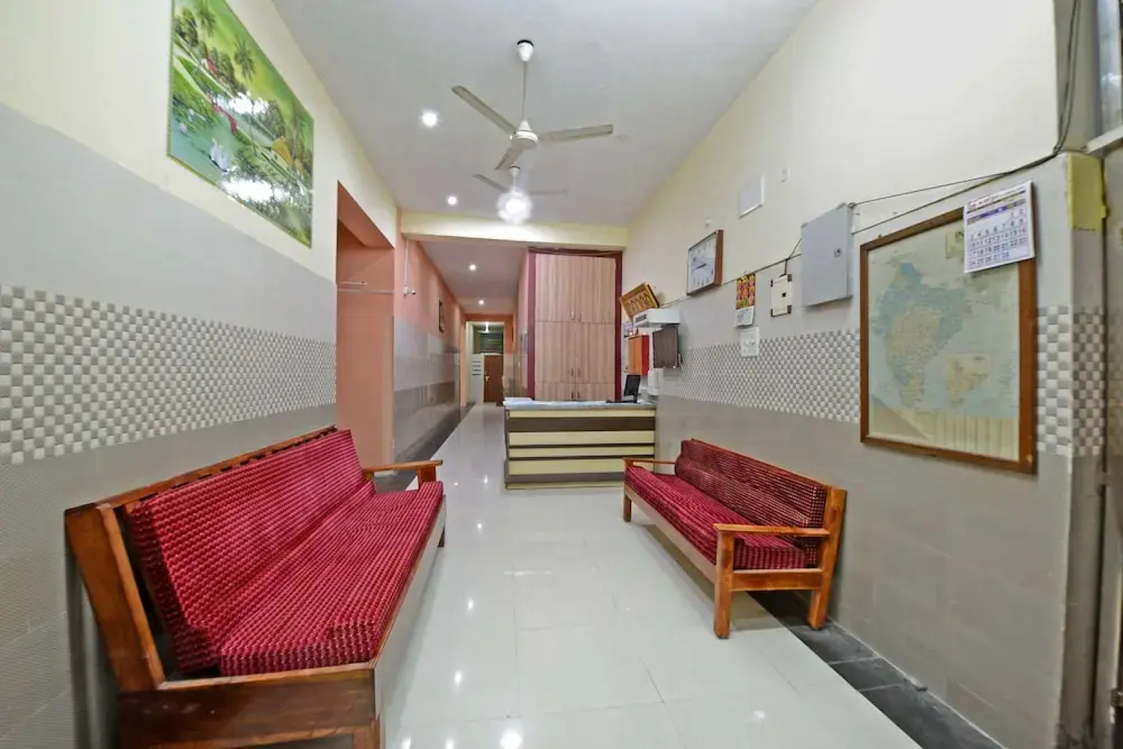 Oyo 29663 Sp Highway Inn