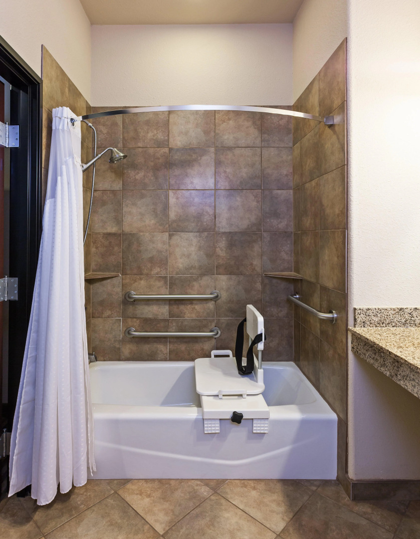 Holiday Inn Express Hotel & Suites Brady by IHG