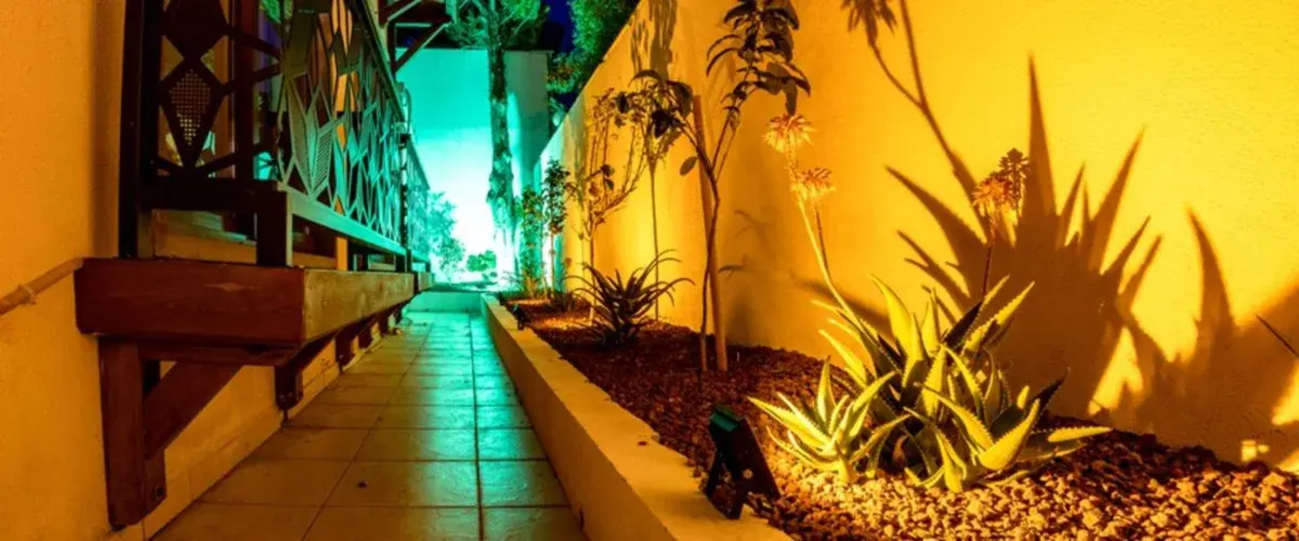 West Coast Otel