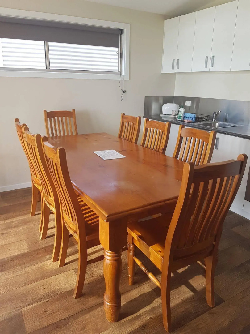 Bentley Waterfront Motel & Cottages