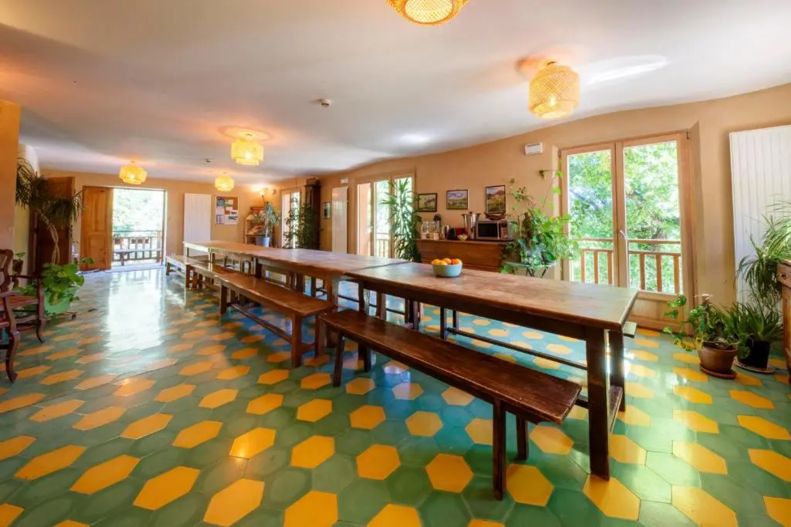 Eco-hôtel et Yourtes du Mercantour
