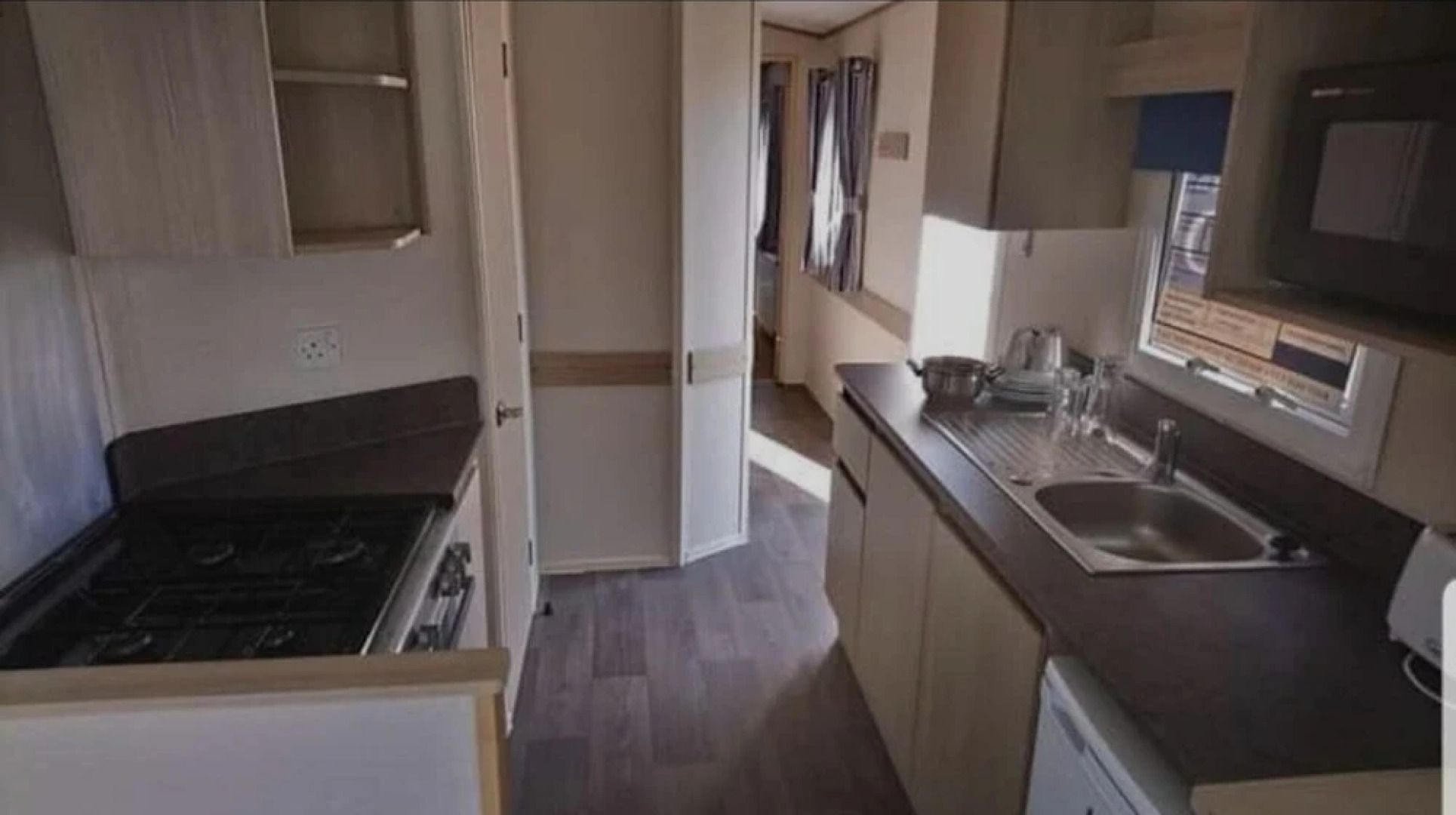 Lovely Multiple dog Friendly Caravan Rhyl