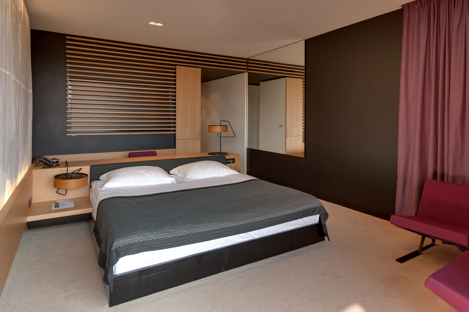 Отель Lone by Maistra Collection