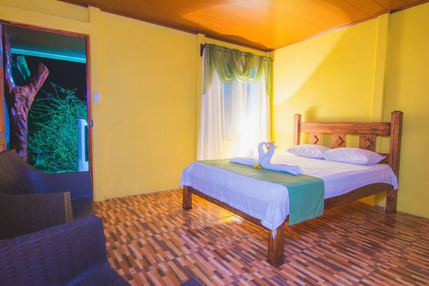 Rio Celeste Springs Blue Lodge