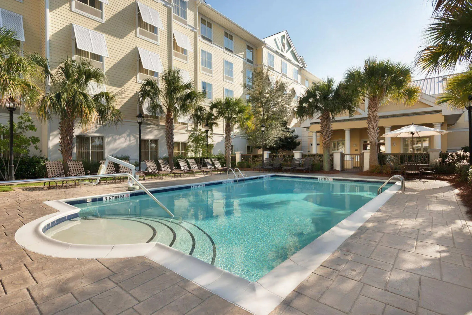 Homewood Suites by Hilton Charleston Airport
