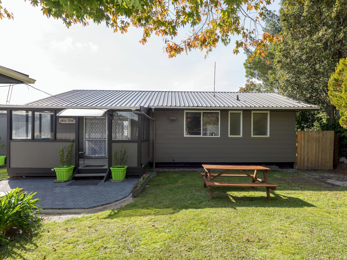 Red Rock Thermal Motel