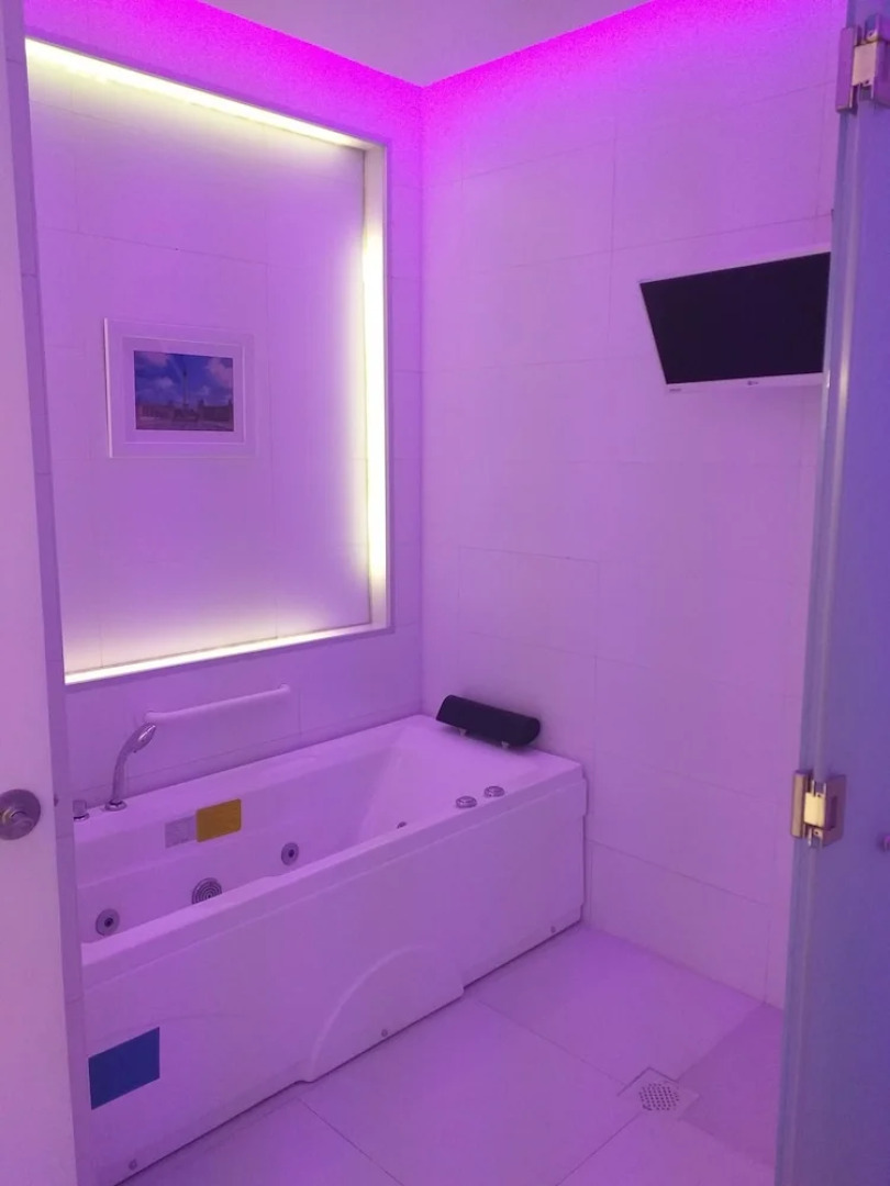 Whitehouse of the Lord of Scents