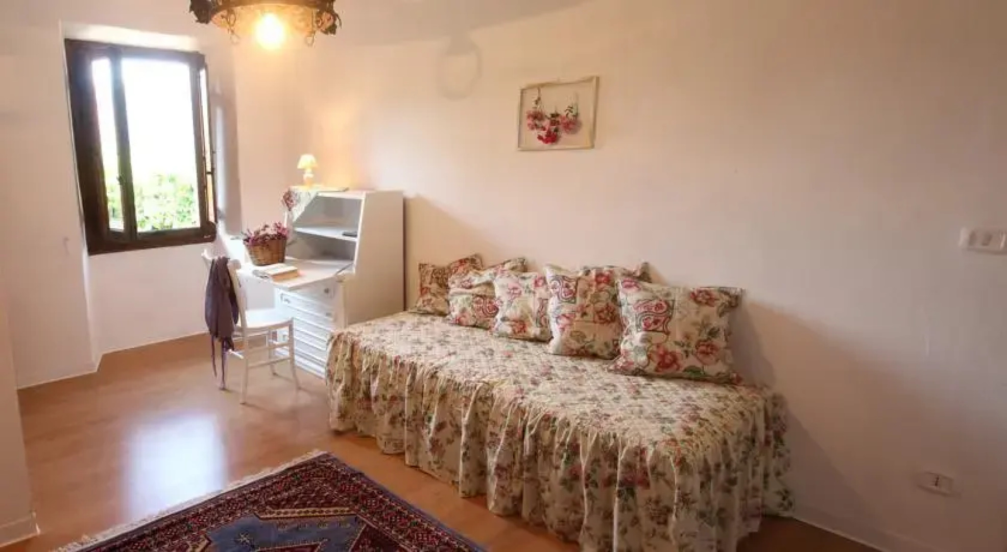 Graziosa Villetta In Pietra In Antico Paesino Toscano