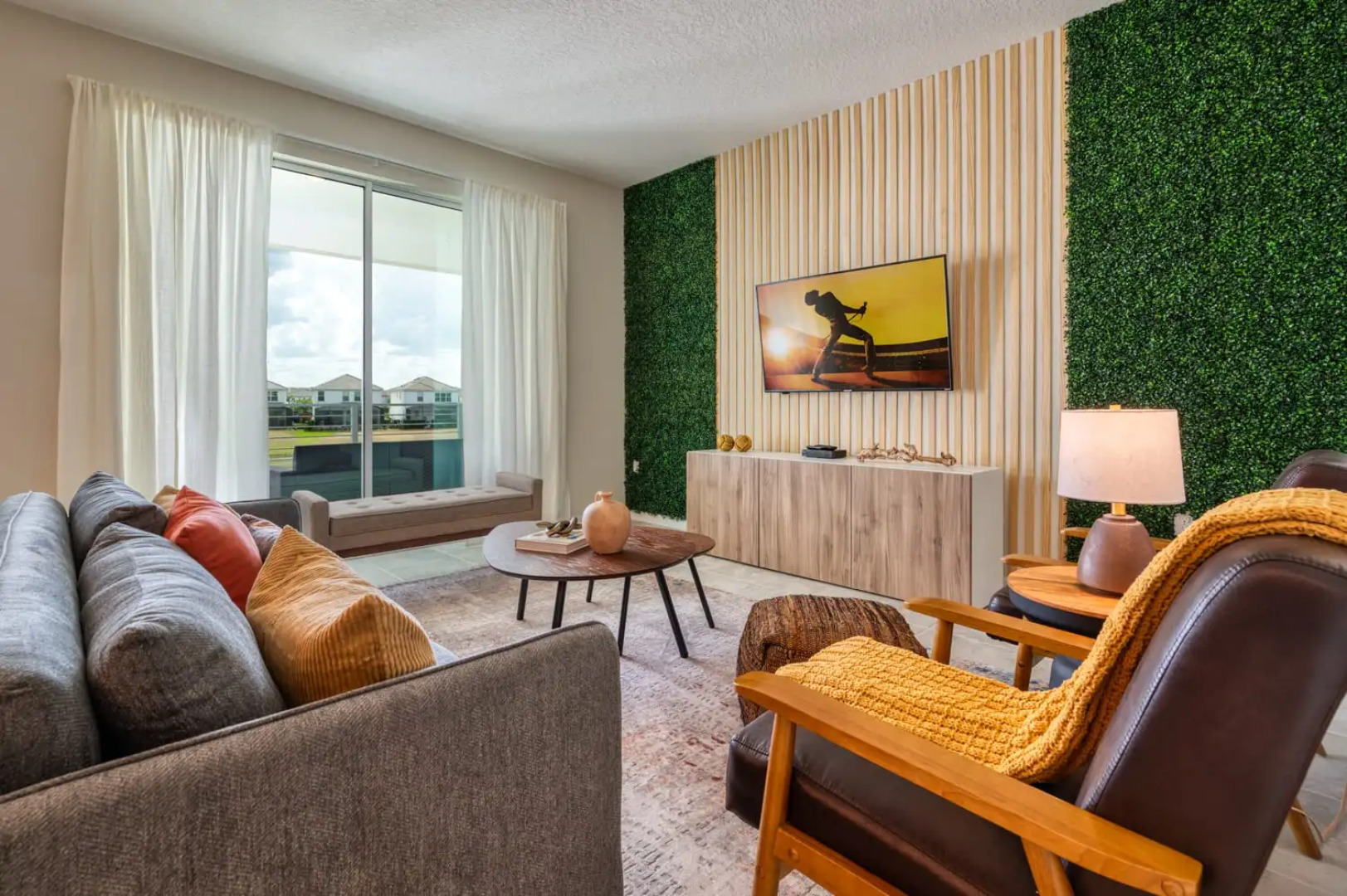 Sophisticated apartment with Mickey themed bedroom near Disney