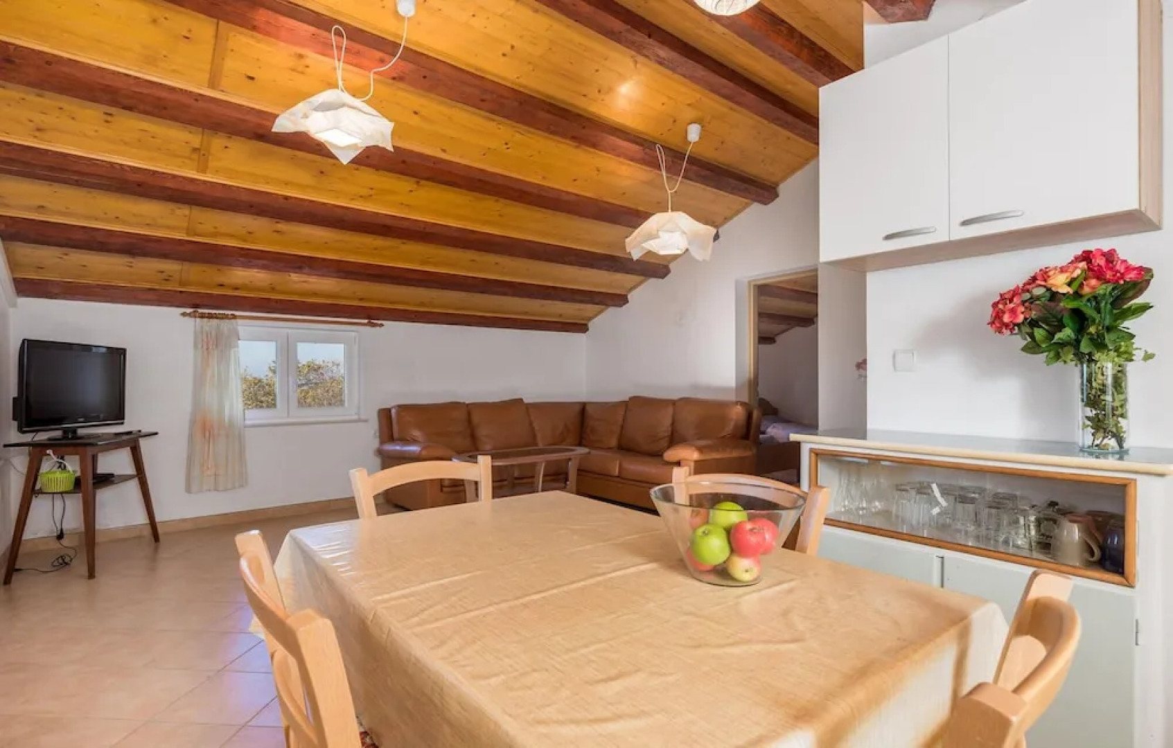 Beautiful Apartment in Balenska Draga With 2 Bedrooms