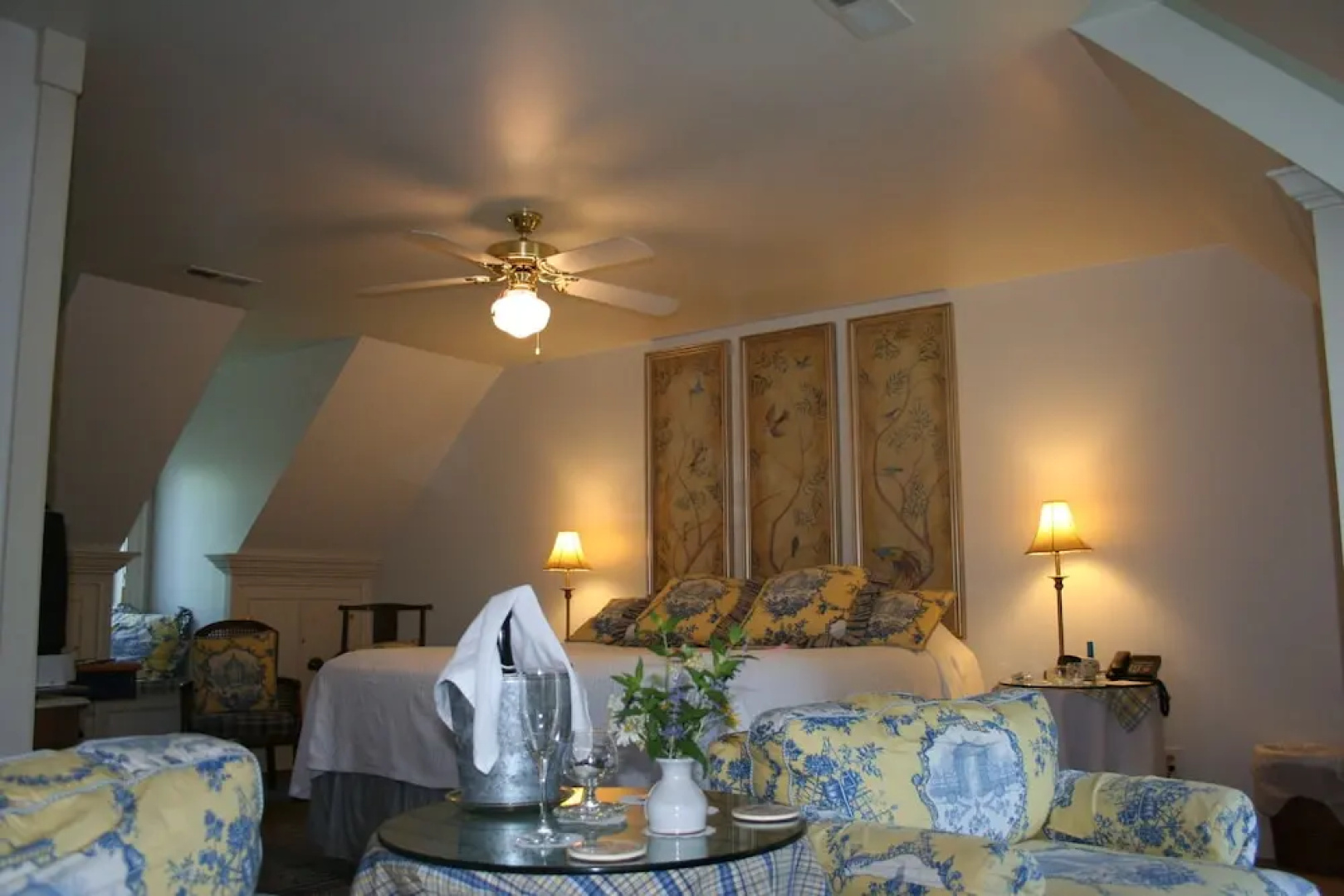The Red Horse Inn