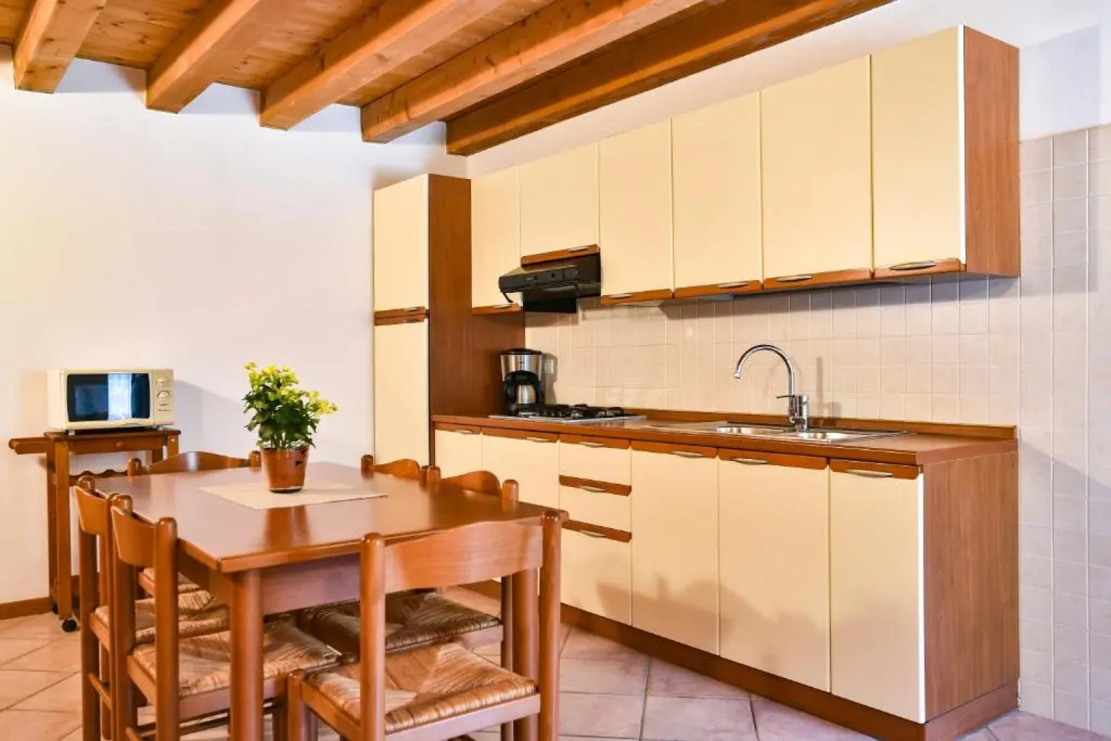 Apartment Colombare Teboi