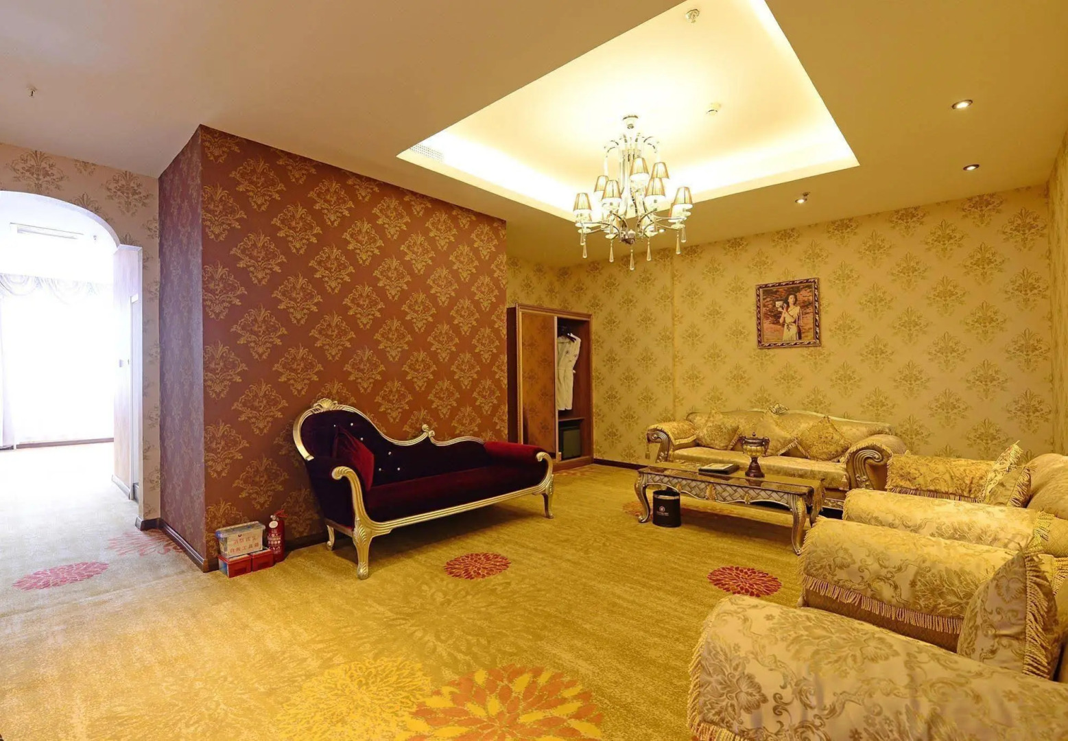 吉林曹洛比童话酒店