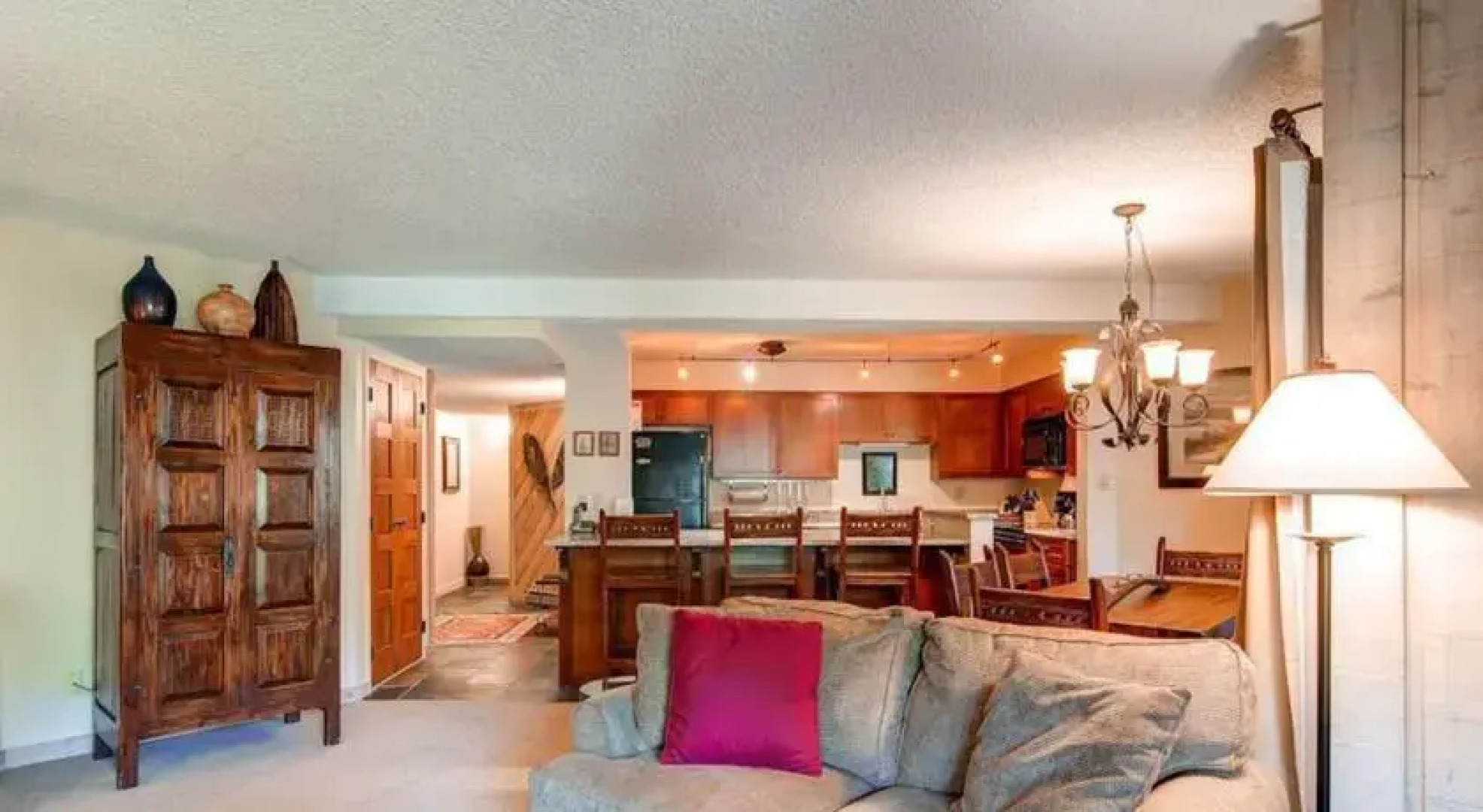 RedAwning Powderhorn 302B