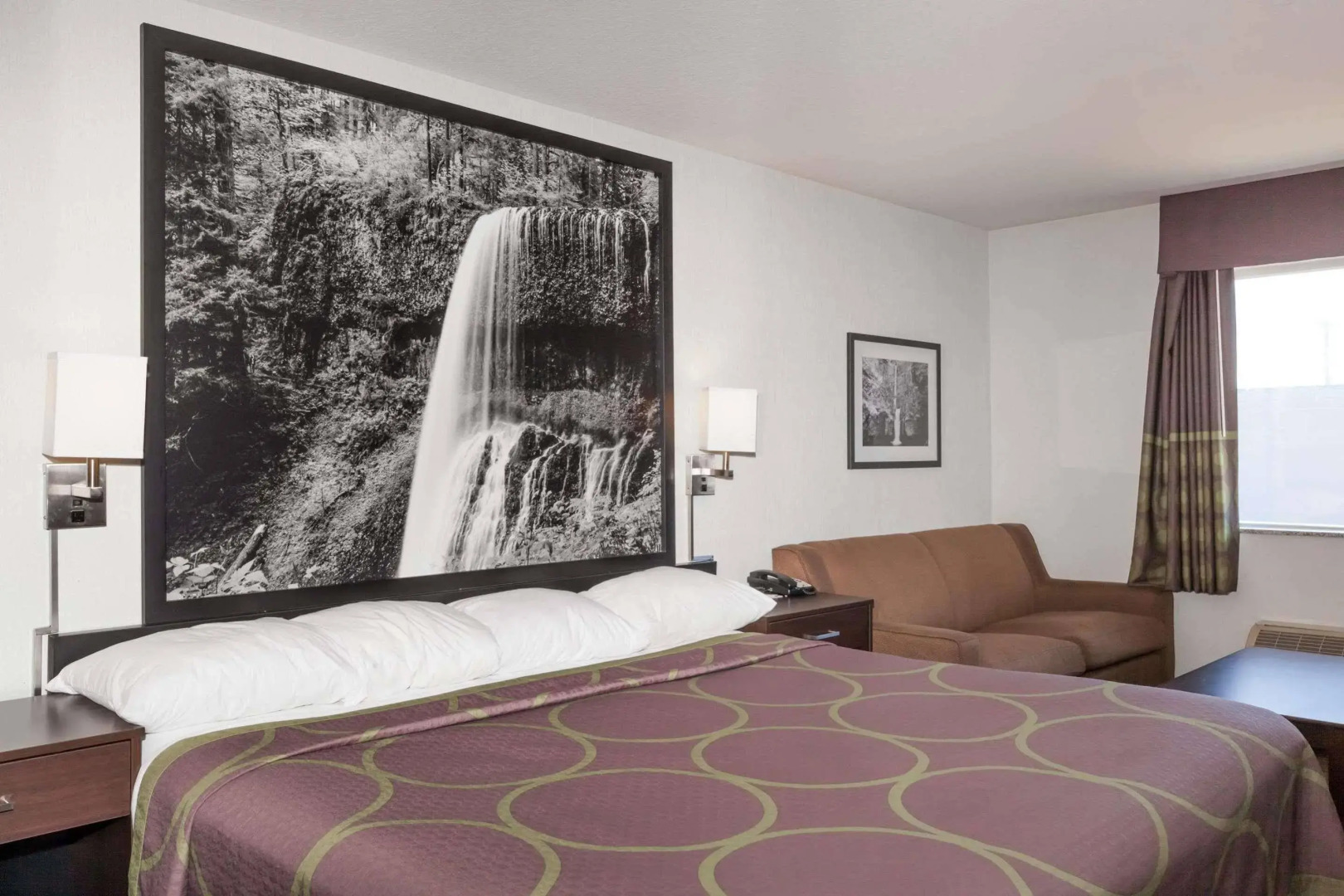 Super 8 By Wyndham Gresham Portland Area OR