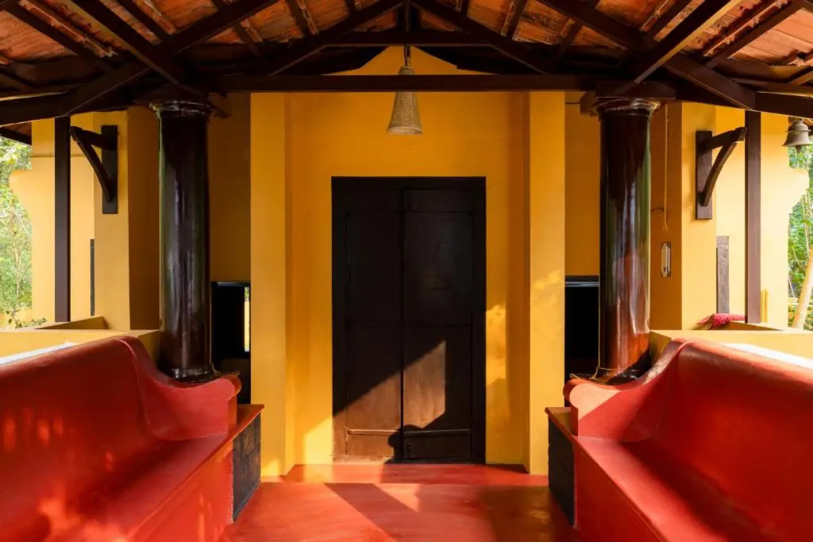 SaffronStays Amaya, Kannur - 300 Years Old Heritage Estate for Families and Large Groups