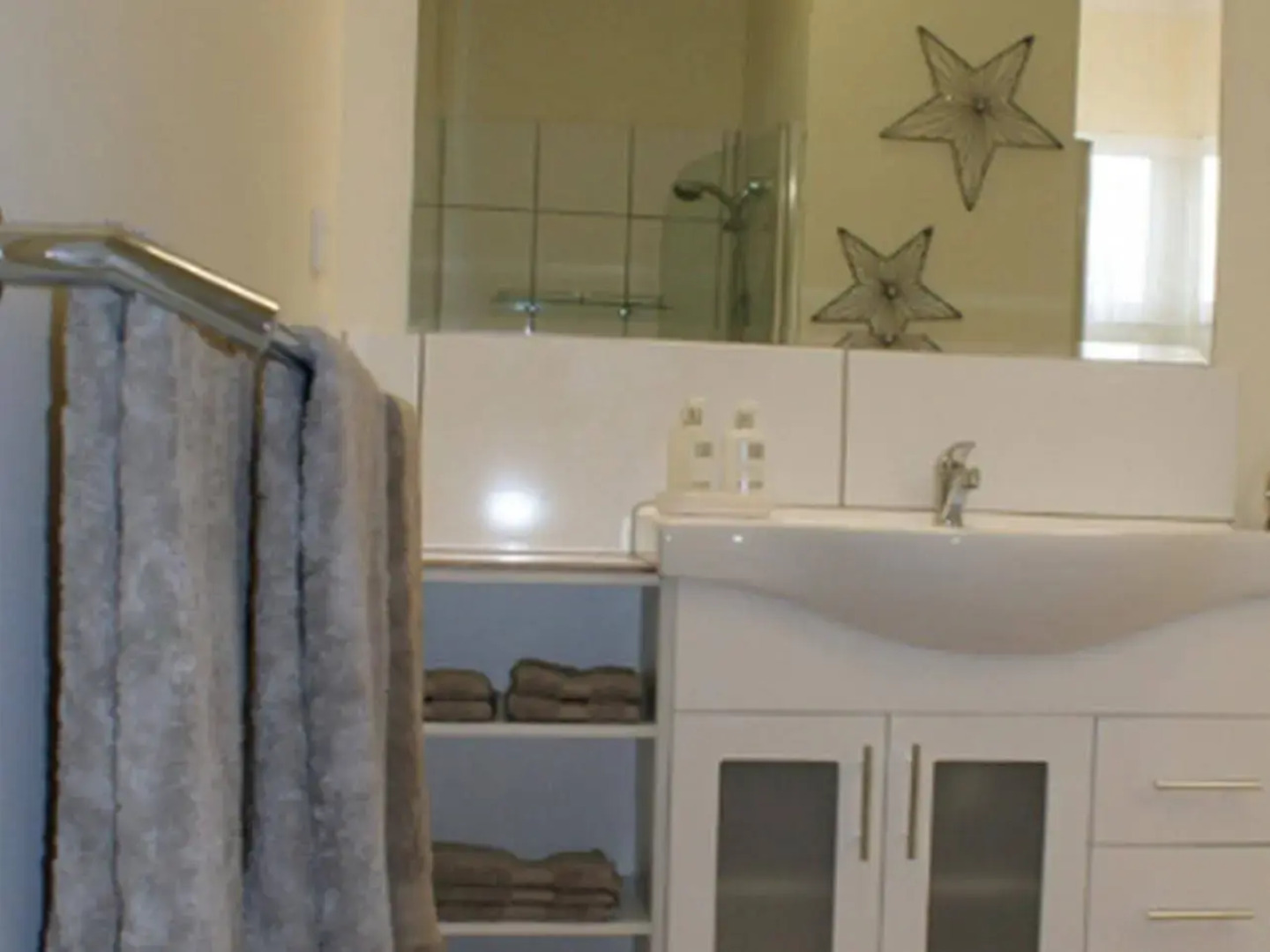 Tinaroo Sunset Retreat