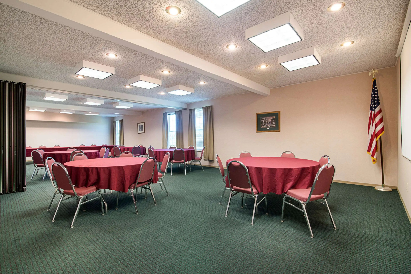 Quality Inn & Suites Schoharie near Howe Caverns