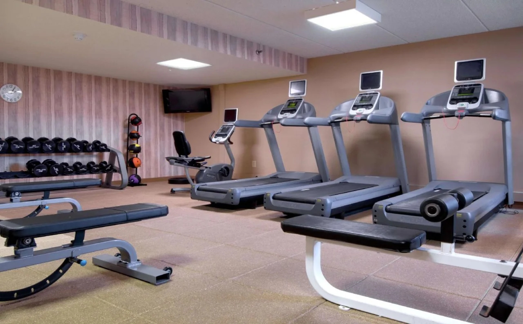 DoubleTree by Hilton Akron Fairlawn