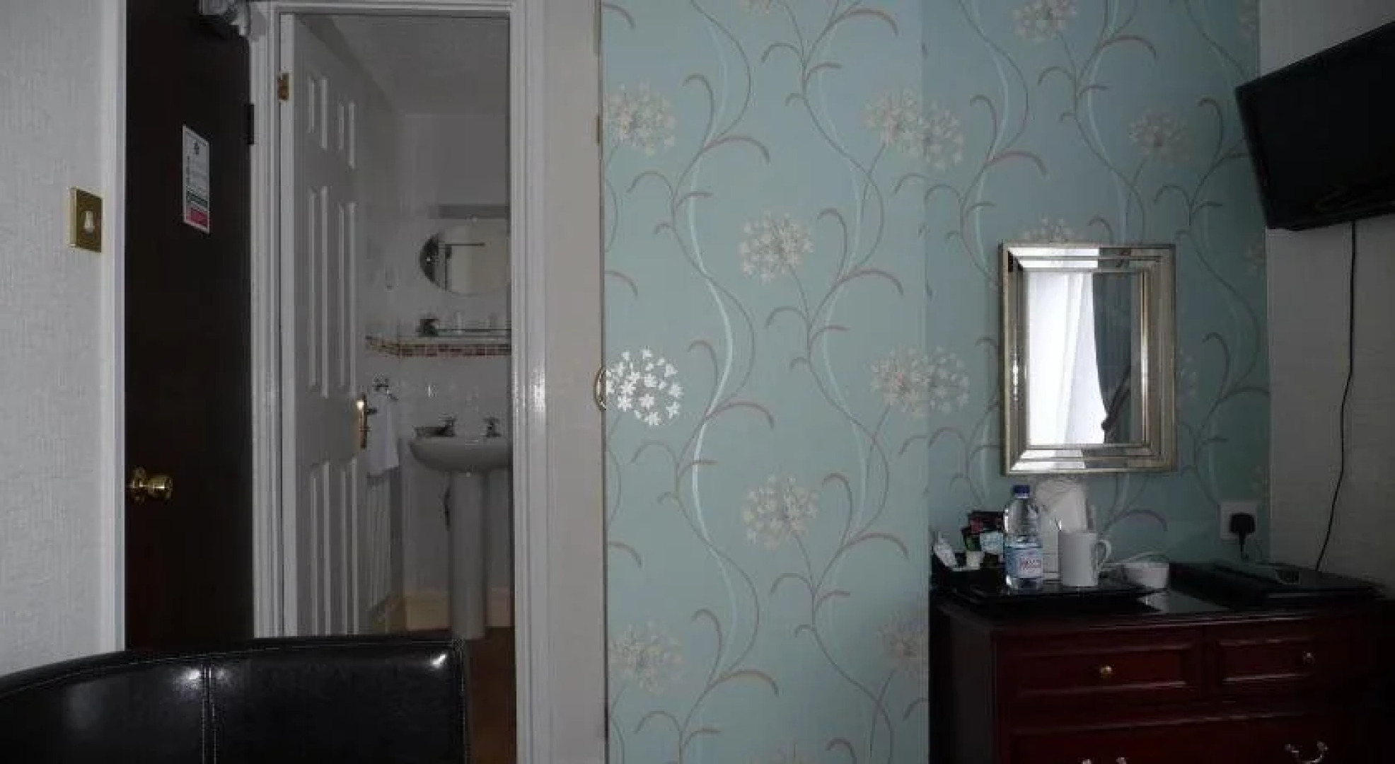 White Horse Guesthouse