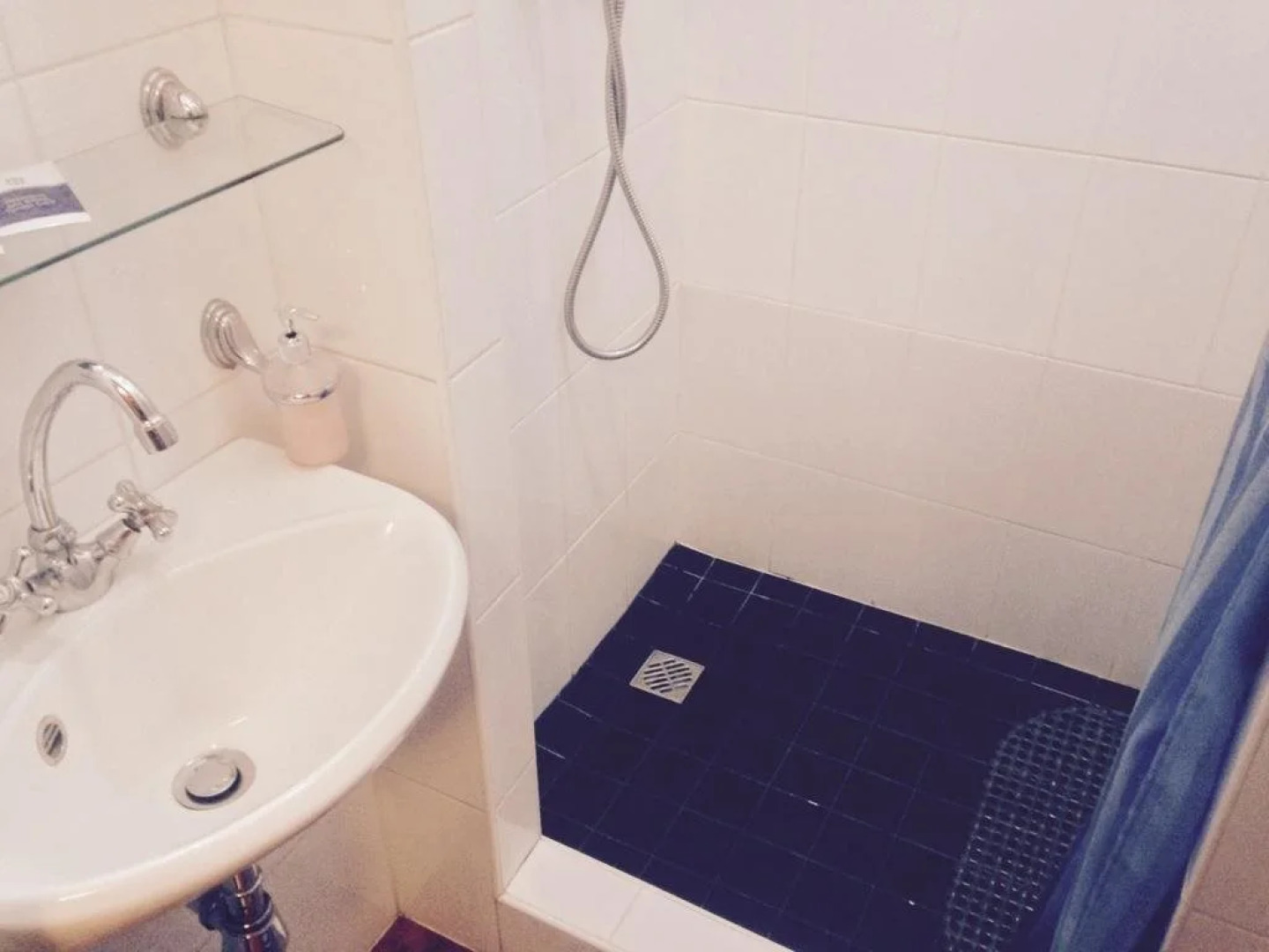 Randhouse Sennaya B&B