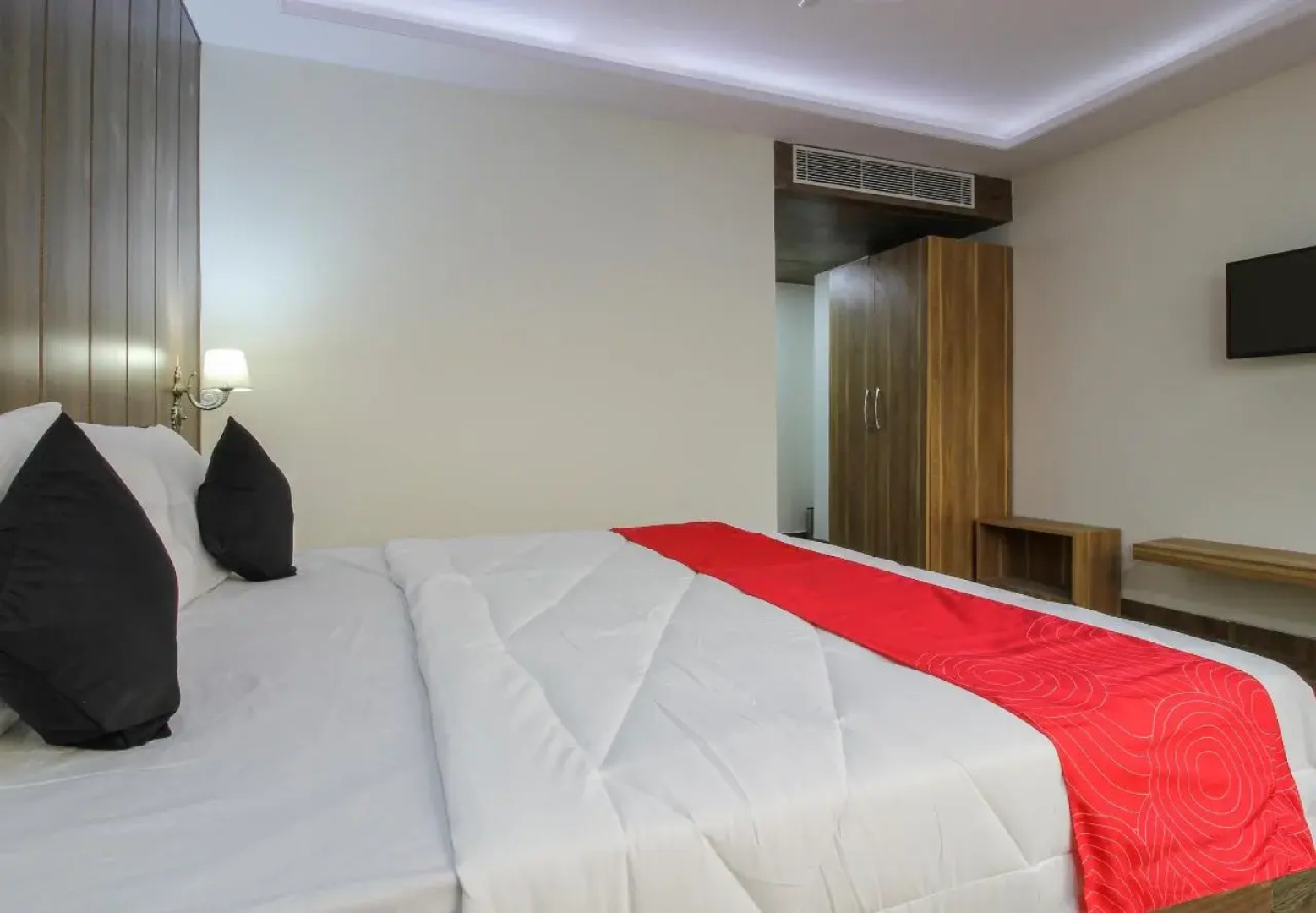 Edition O 30049 Beta Plaza