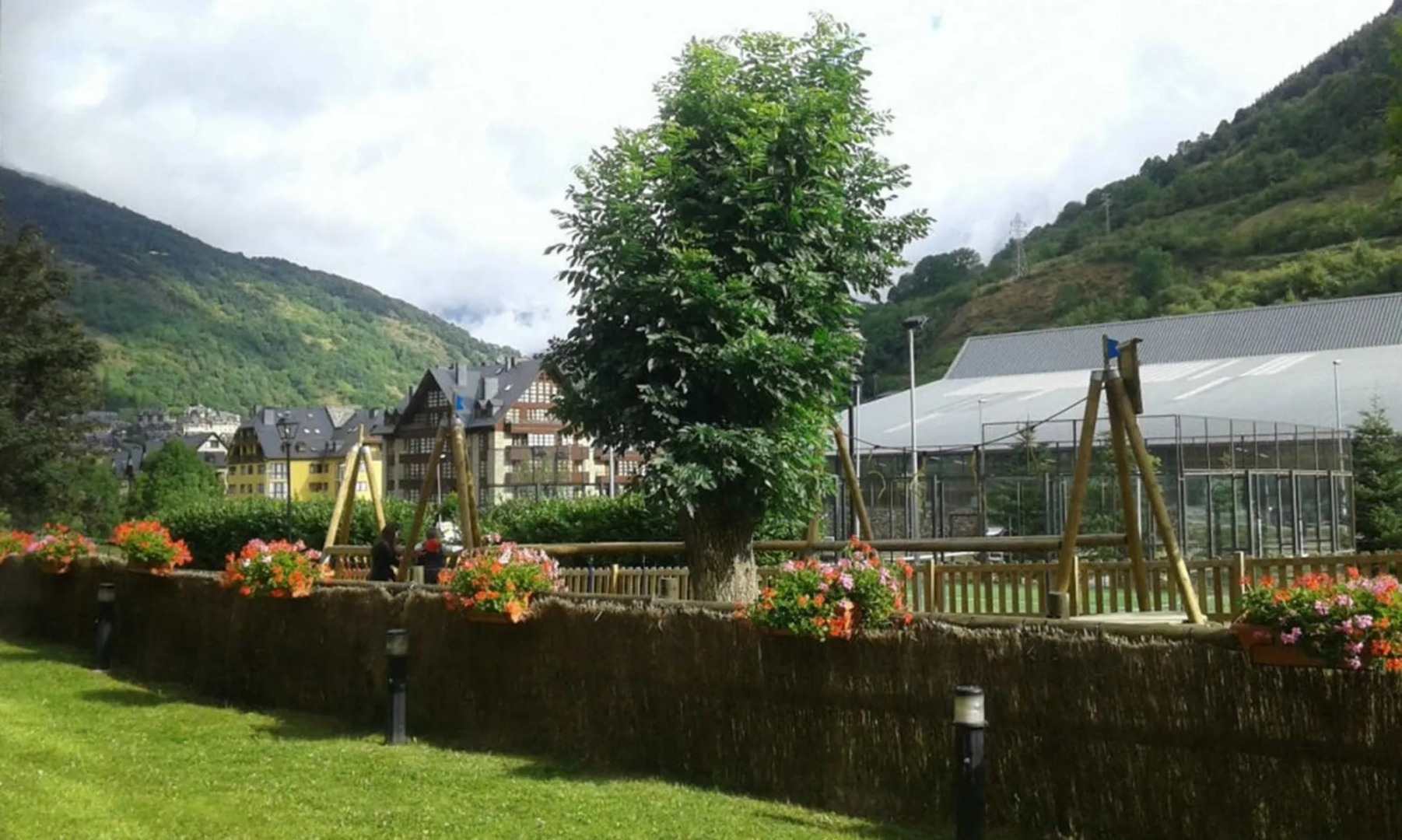 Aparthotel La Vall Blanca