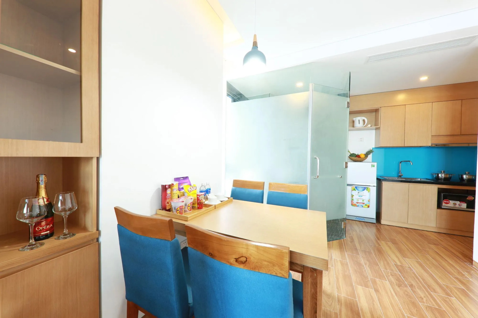 Seashore Hotel & Apartment