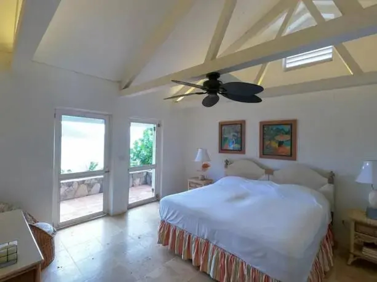 Luxury 7BR Waterfront Villa w Instaviews Boat