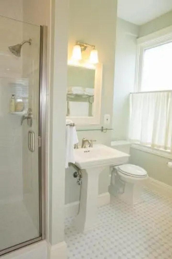 Frederick Inn Bed And Breakfast