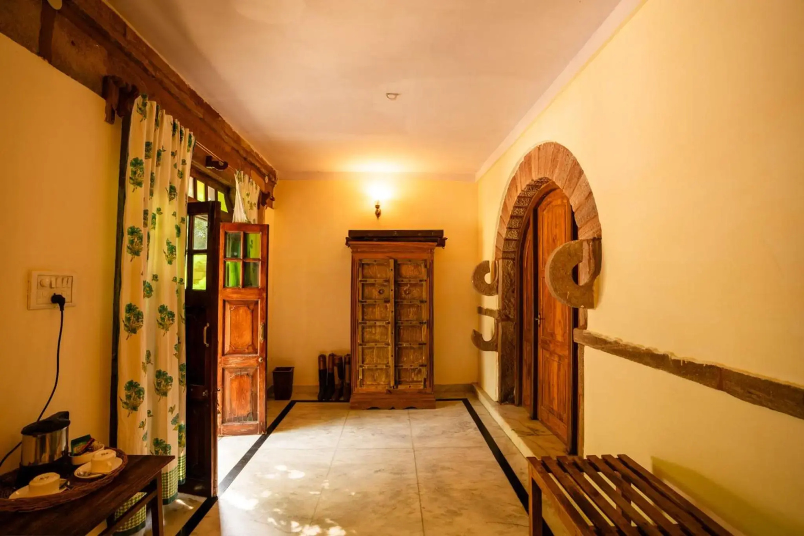 Chandelao Garh Hotel