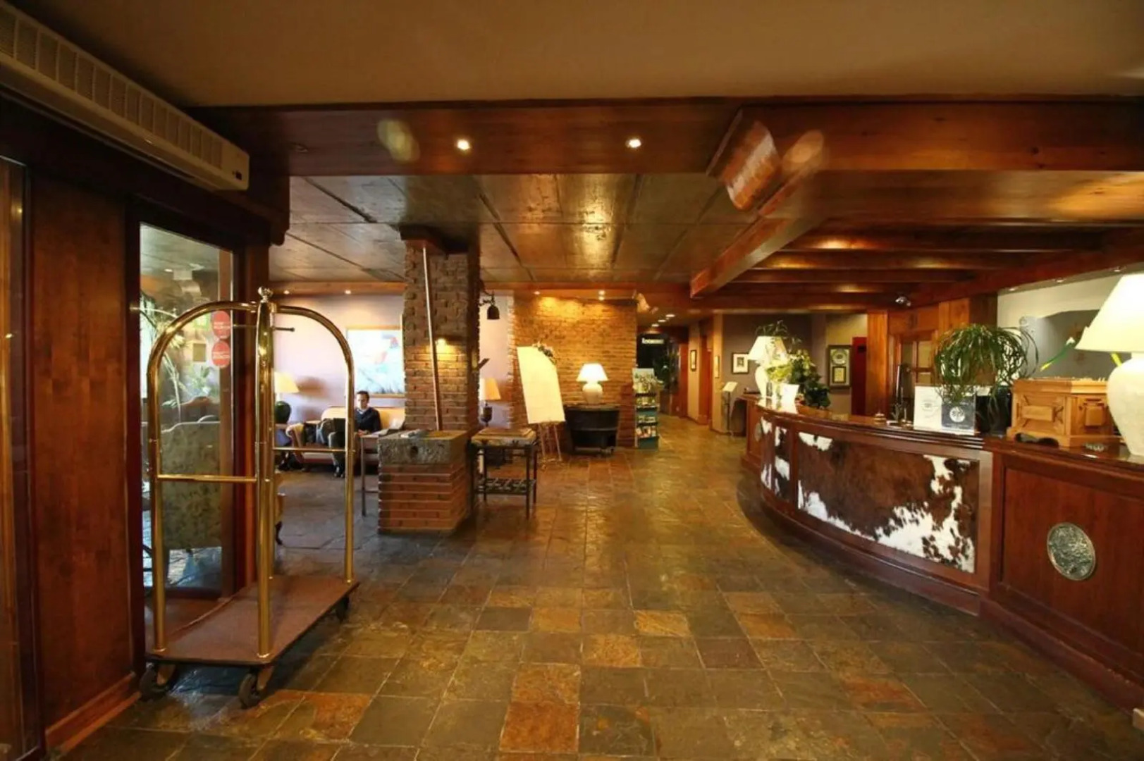 YoY Villa de Sallent 4