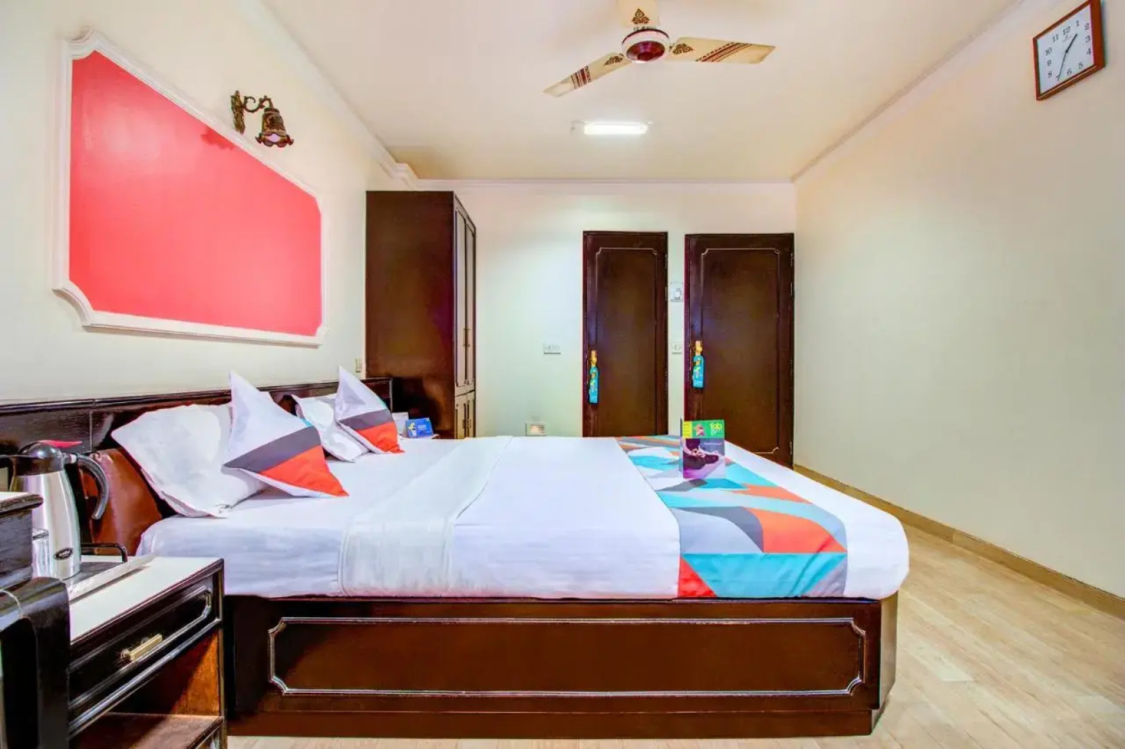 Hotel RutuGandh Heritage