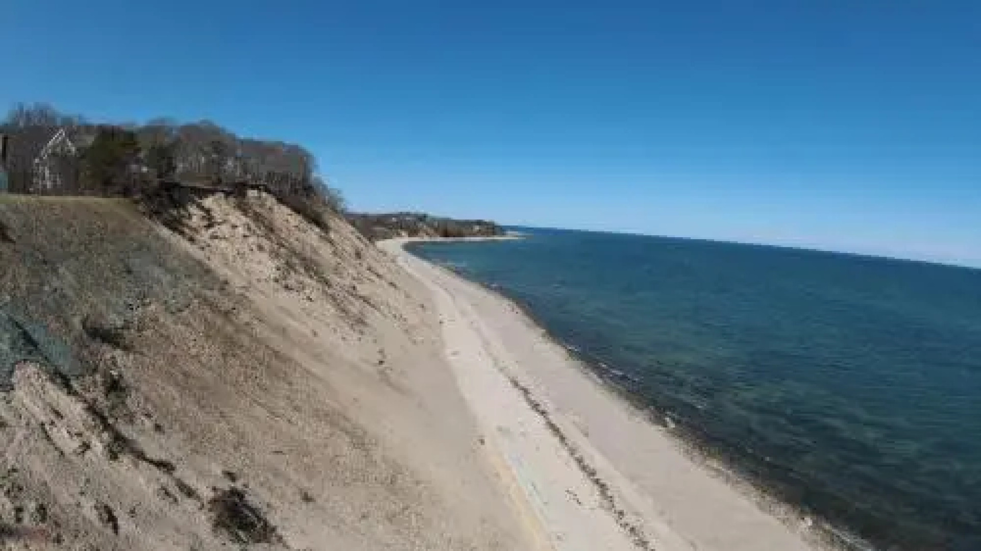 Inn 38 Oak Bluff Circle